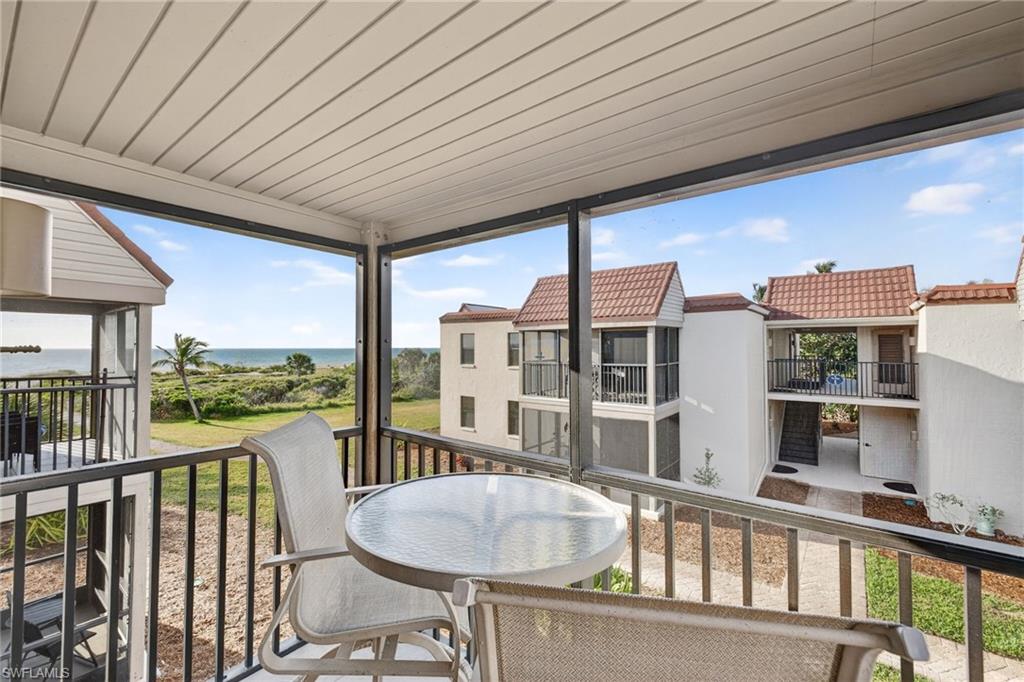 SANIBEL MOORINGS CONDO - Residential