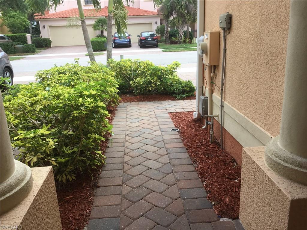 SUMMIT PLACE - Residential