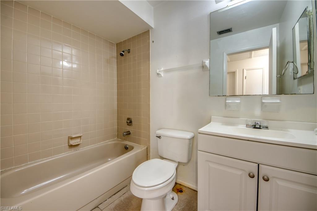 FOXMOOR PINES - Residential