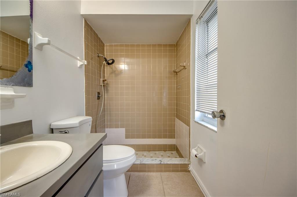 FOXMOOR PINES - Residential