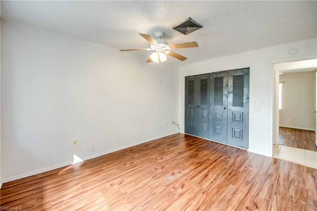 FOXMOOR PINES - Residential