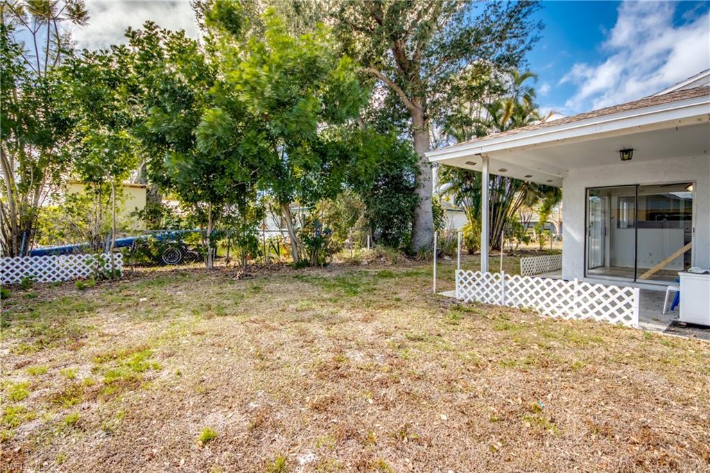 FOXMOOR PINES - Residential