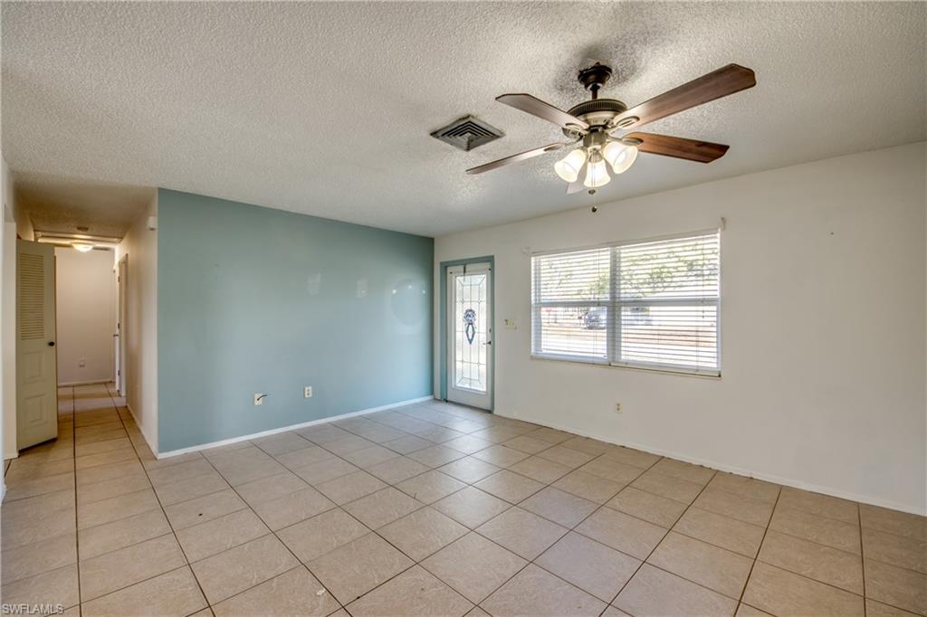 FOXMOOR PINES - Residential