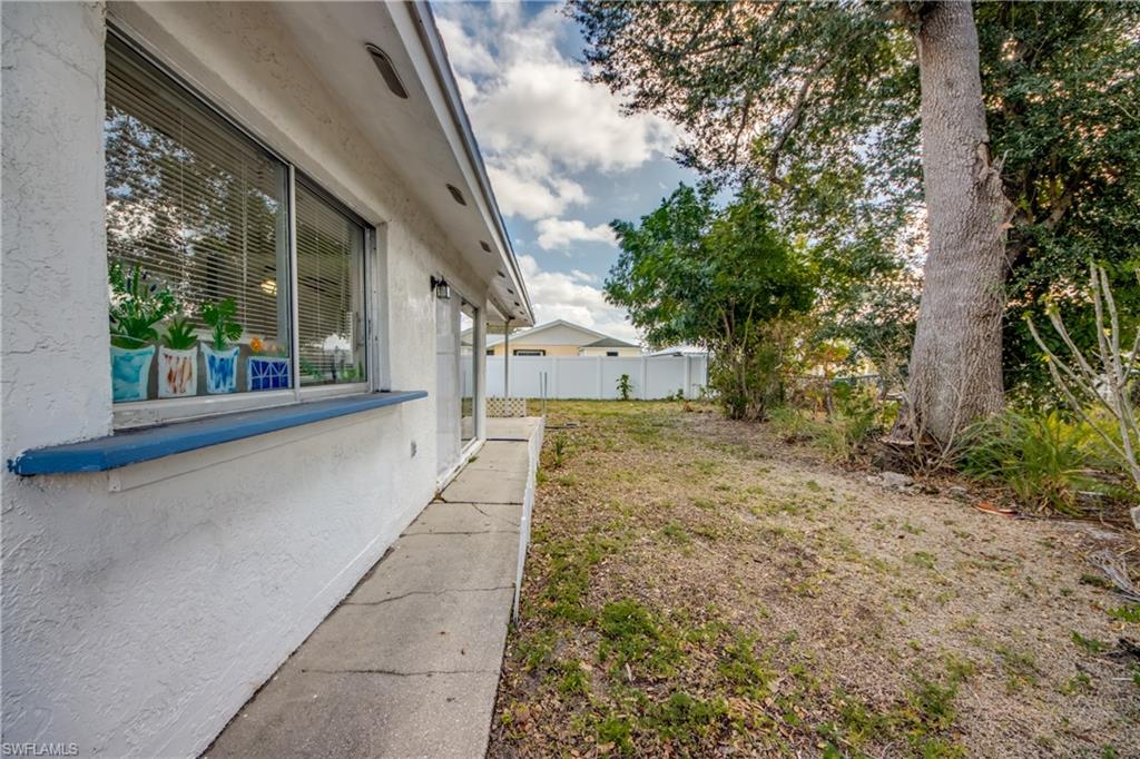 FOXMOOR PINES - Residential