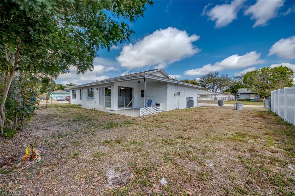 FOXMOOR PINES - Residential