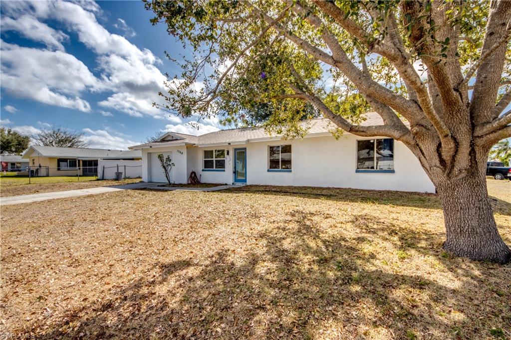 FOXMOOR PINES - Residential