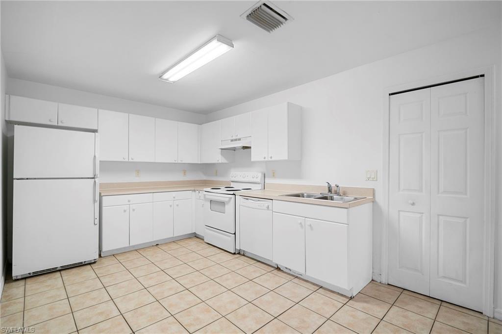 LEHIGH ACRES - Residential Lease