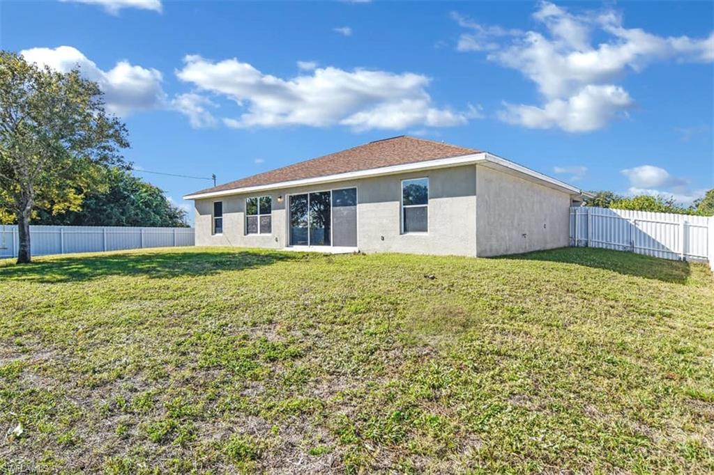 CAPE CORAL - Residential