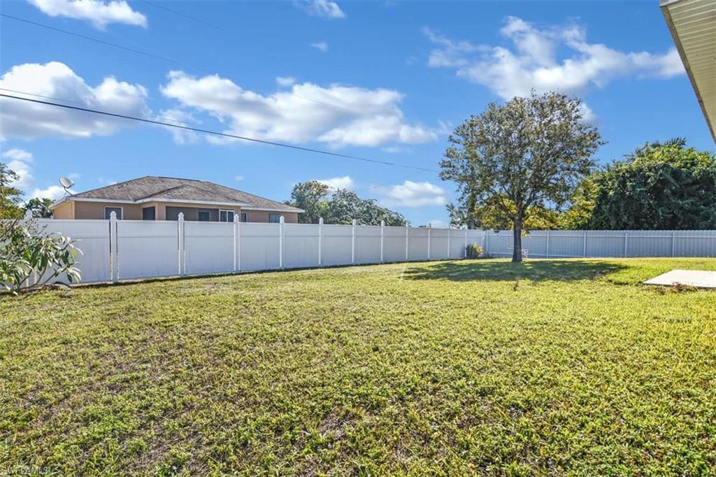 CAPE CORAL - Residential