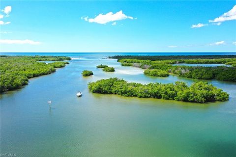 425 Dockside DR 804 NAPLES FL 34110