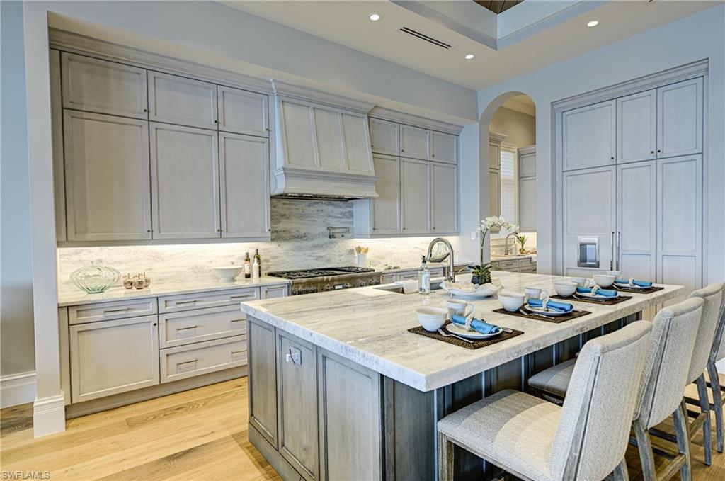 BONITA BEACH - Residential