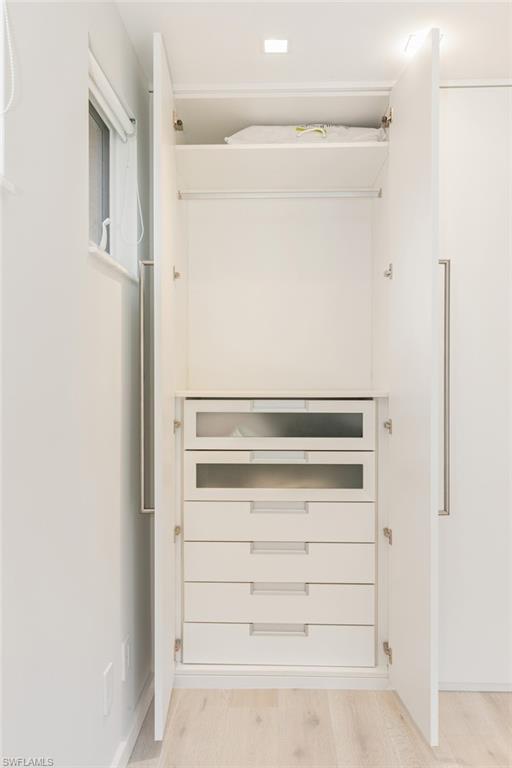 NAPLES PARK - Residential