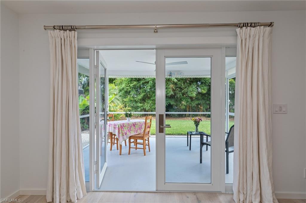 NAPLES PARK - Residential