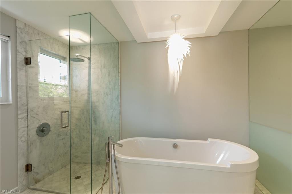 NAPLES PARK - Residential