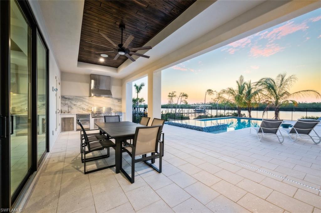 TOWN AND RIVER - Residential