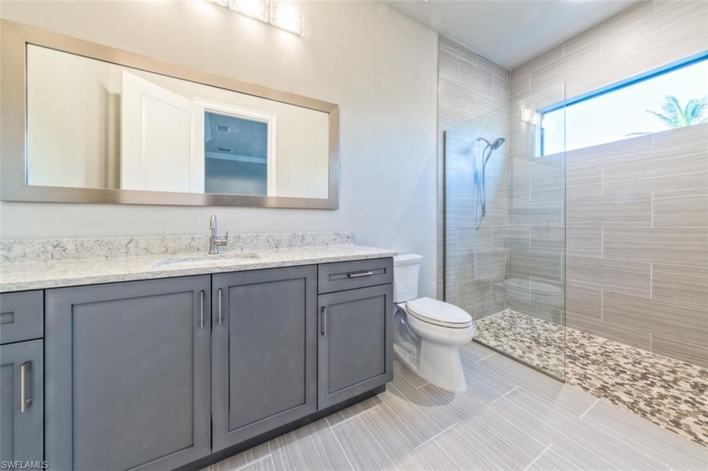 TOWN AND RIVER - Residential