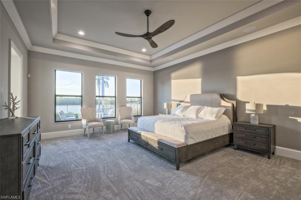 TOWN AND RIVER - Residential