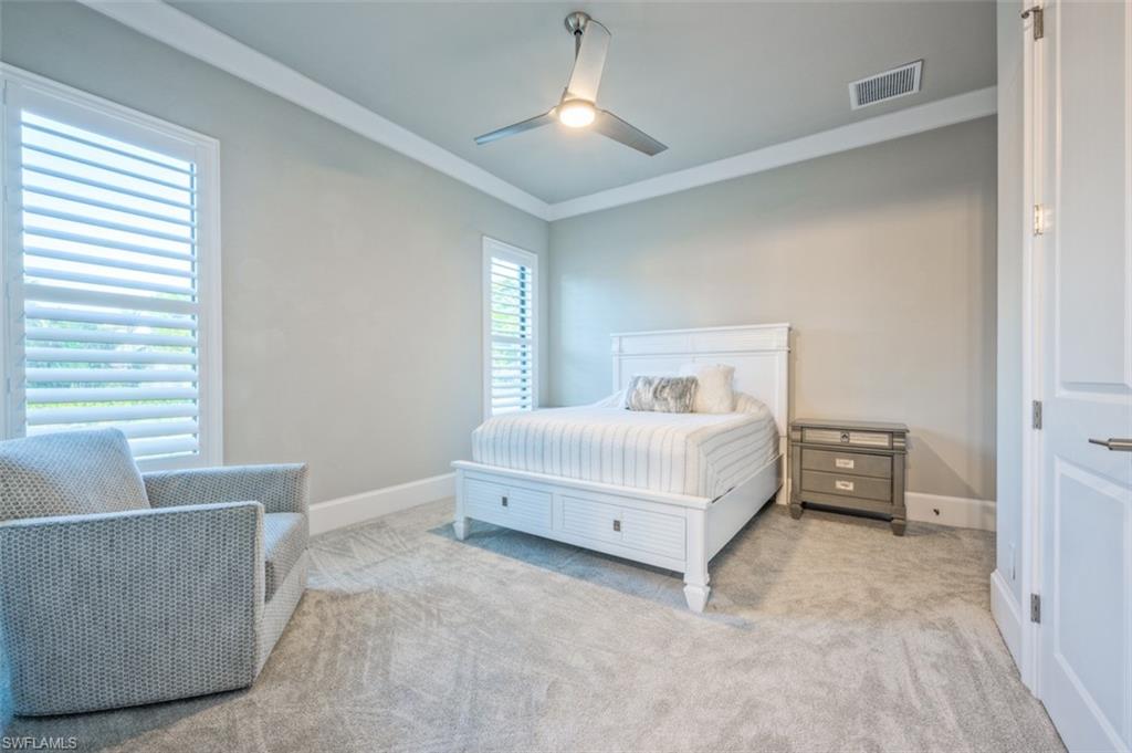 TOWN AND RIVER - Residential