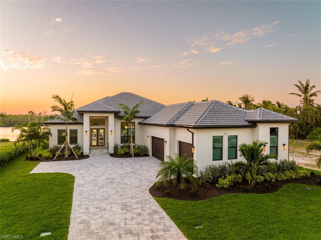 TOWN AND RIVER - Residential