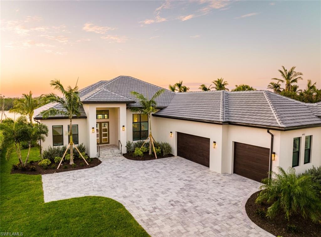 TOWN AND RIVER - Residential