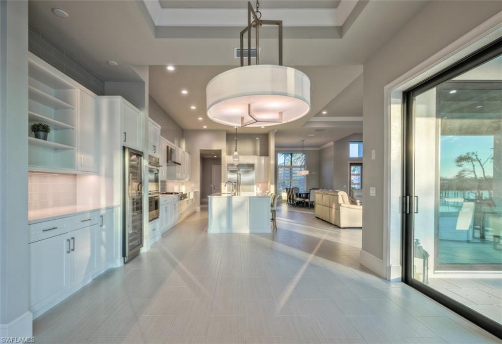 TOWN AND RIVER - Residential