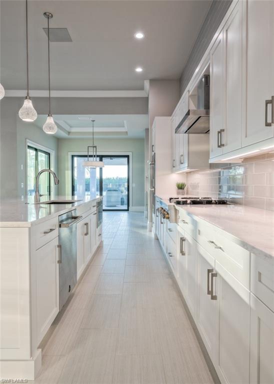 TOWN AND RIVER - Residential