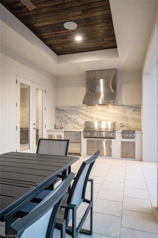 TOWN AND RIVER - Residential