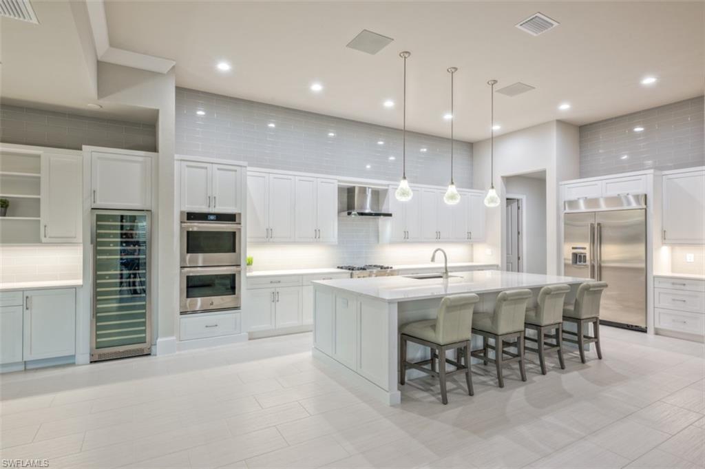 TOWN AND RIVER - Residential