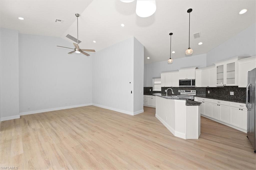 BRIARWOOD - Residential