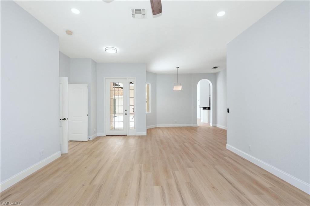 BRIARWOOD - Residential