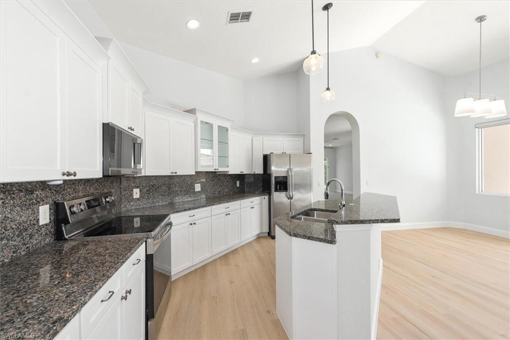 BRIARWOOD - Residential