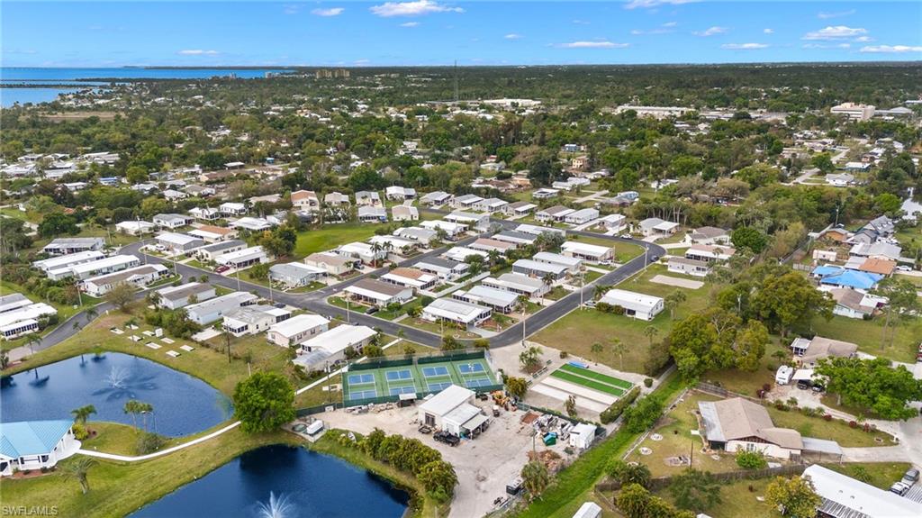 BERTS BAYSHORE MANOR - Residential