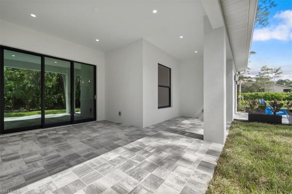 GOLDEN GATE ESTATES - Residential