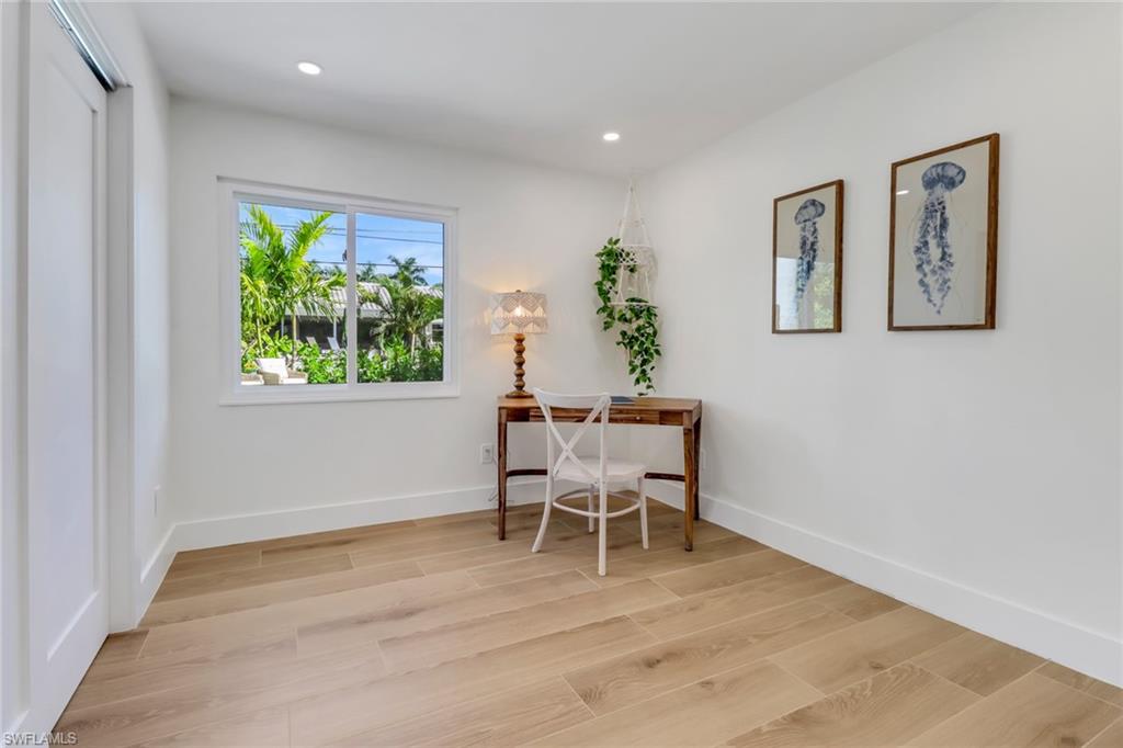 BONITA SHORES - Residential