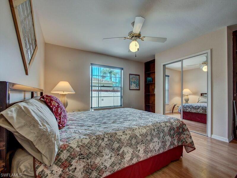 SAN CARLOS PARK - Residential