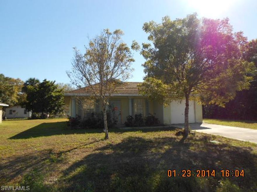 Great investment opportunity or starter home!  3 bedroom/ 2 bath/ 1 car garage, single family home in East Fort Myers.  Concrete Block Construction. Area near shopping, schools and medical.  Make your appointment to see it today.  Sold AS IS.  Needs repairs.