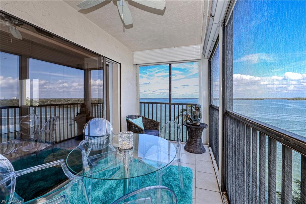 WINDWARD POINT CONDO - Residential