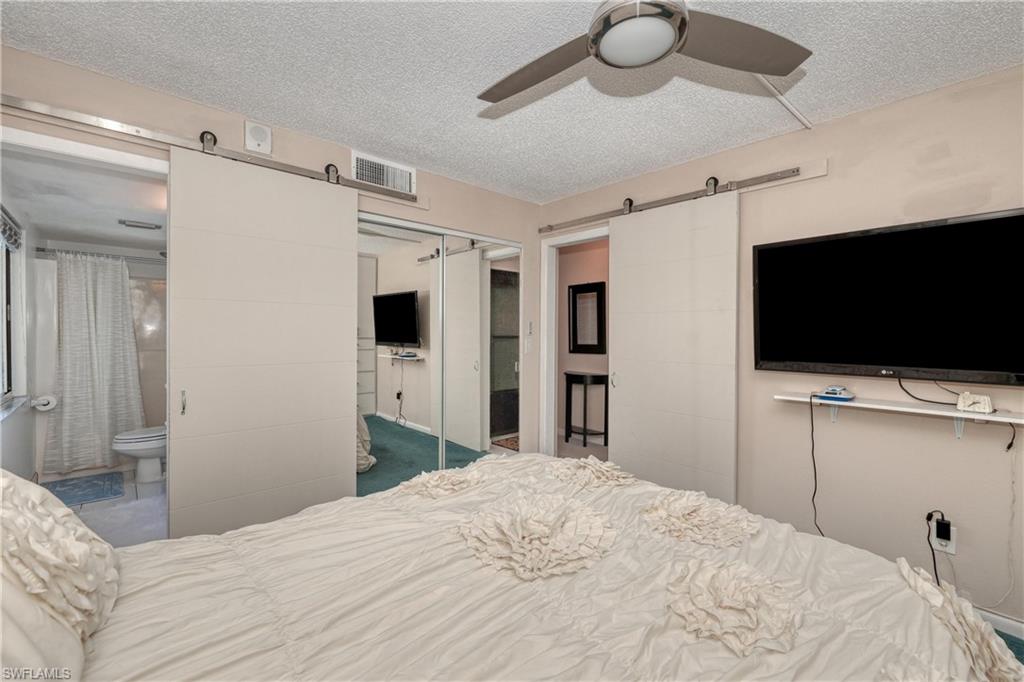 WINDWARD POINT CONDO - Residential