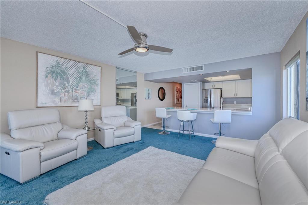 WINDWARD POINT CONDO - Residential