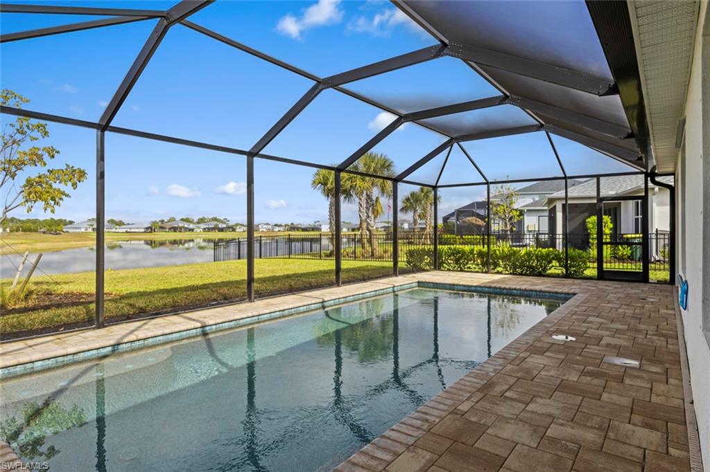 NORTHRIDGE - Residential