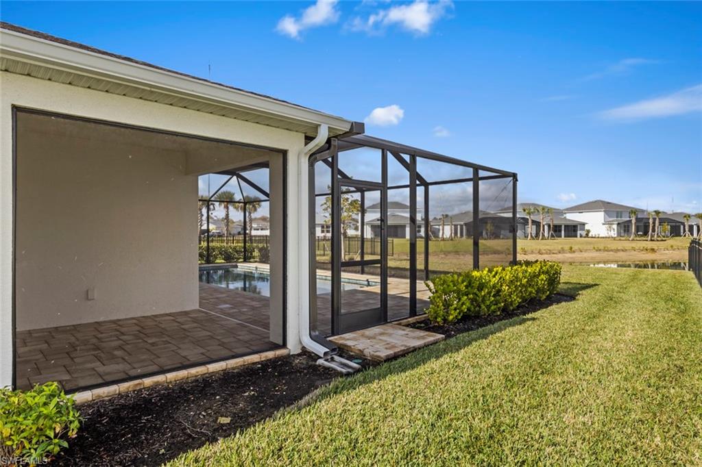 NORTHRIDGE - Residential