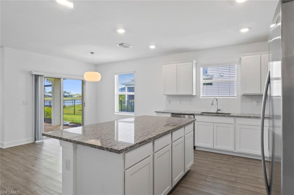 NORTHRIDGE - Residential