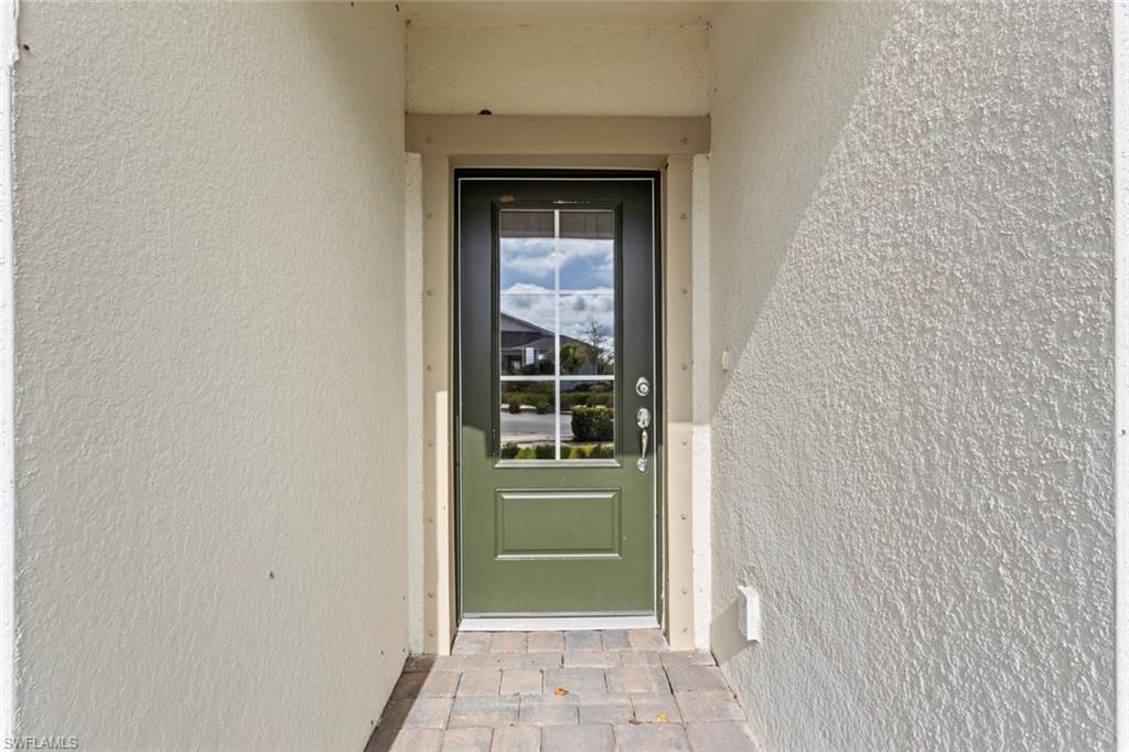 NORTHRIDGE - Residential