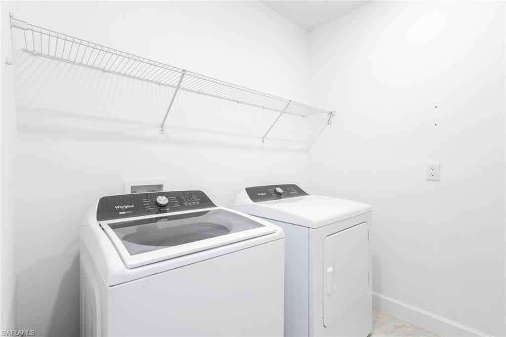 NORTHRIDGE - Residential