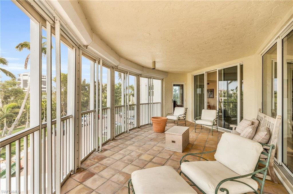 8111 Bay Colony DR 104