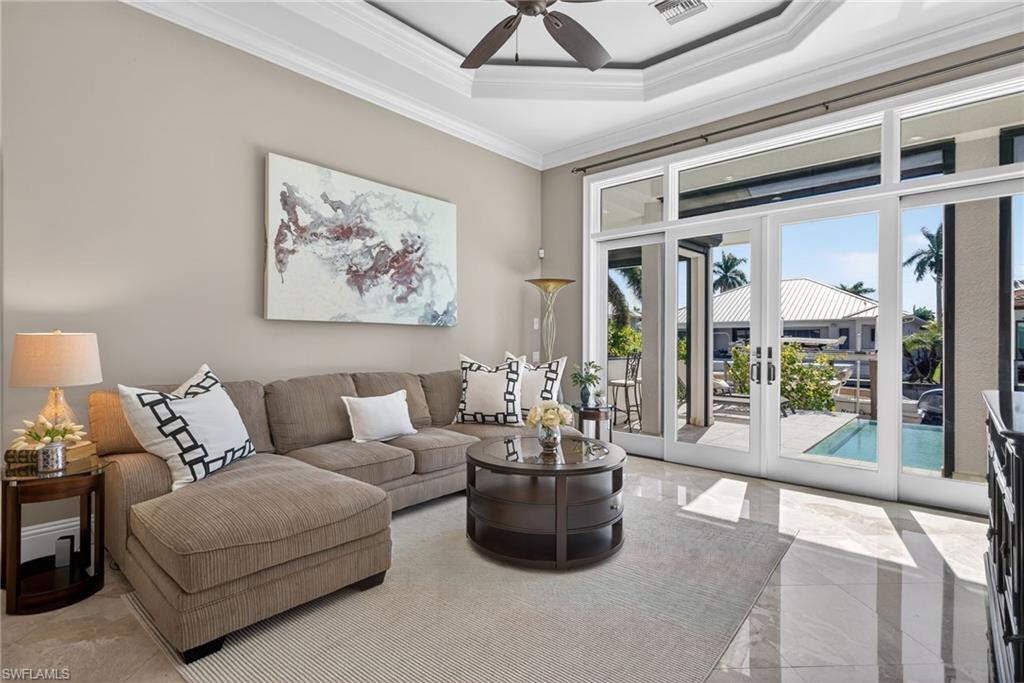 ROYAL HARBOR - Residential