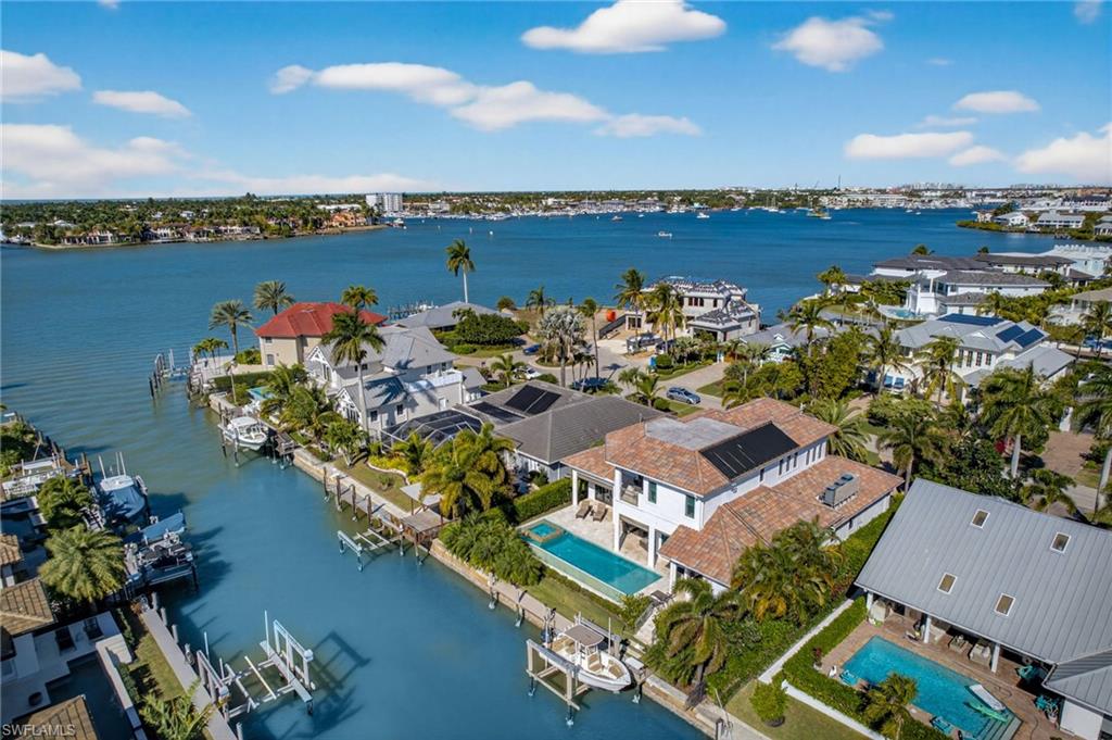 ROYAL HARBOR - Residential