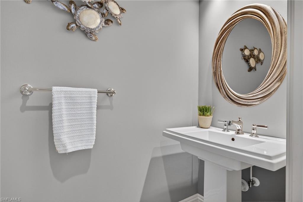 ROYAL HARBOR - Residential