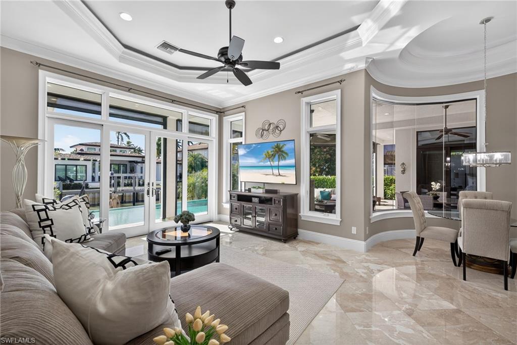 ROYAL HARBOR - Residential