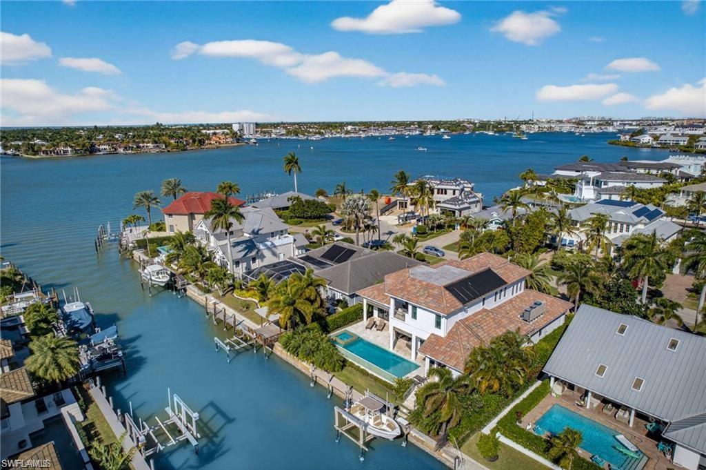 ROYAL HARBOR - Residential